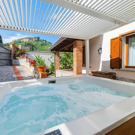 Διαμέρισμα Sea View Ταορμίνα